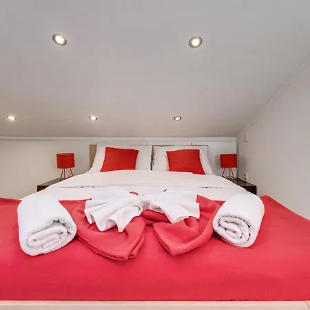 Coli App Afrodita & Antonia