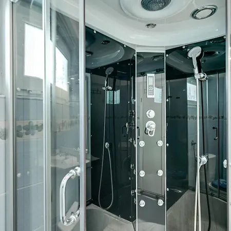 Coli App Afrodita & Antonia