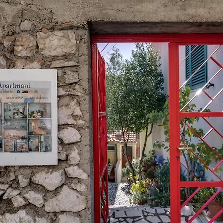 Coli App Afrodita & Antonia Apartment