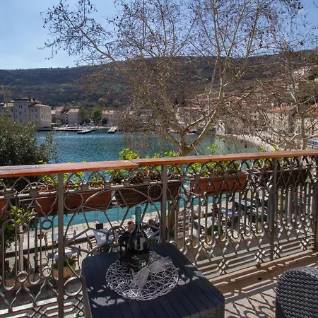 Coli App Afrodita & Antonia Appartement *