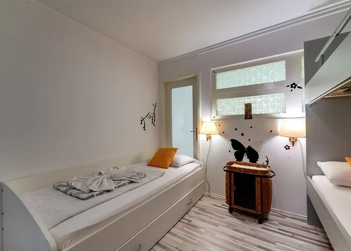 Coli App Afrodita & Antonia Apartman