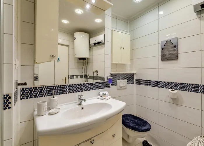 Coli App Afrodita & Antonia Apartman