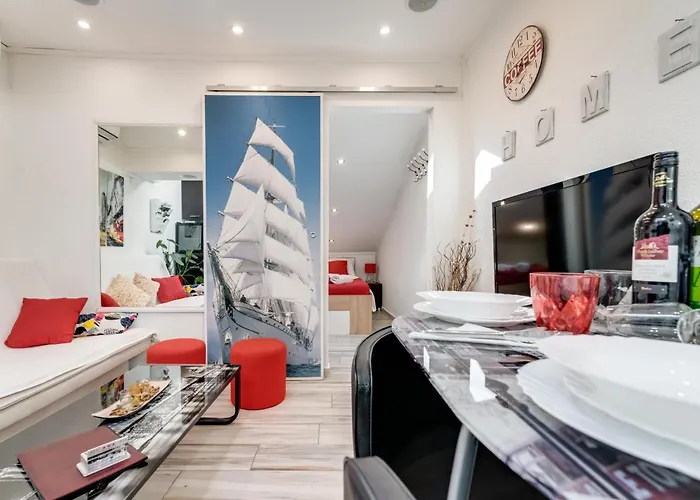 Coli App Afrodita & Antonia *