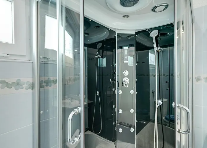 Coli App Afrodita & Antonia