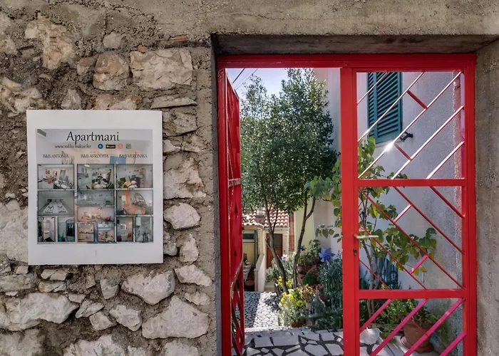 Coli App Afrodita & Antonia Apartman