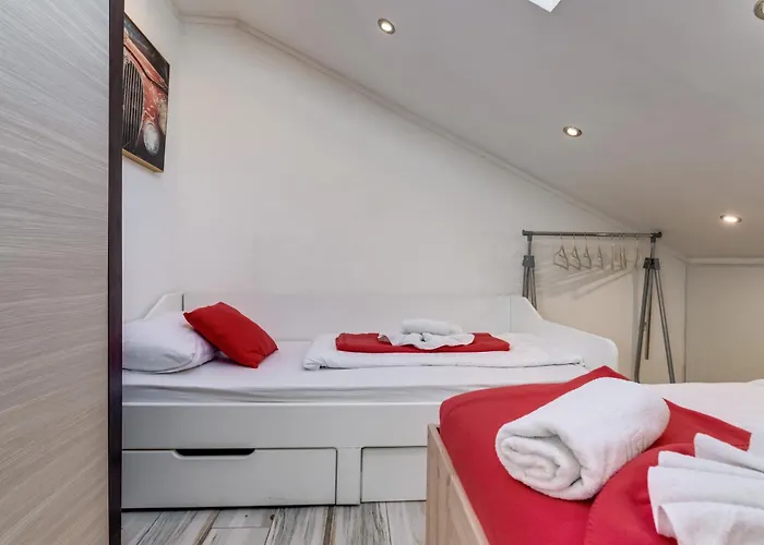 Coli App Afrodita & Antonia Apartman