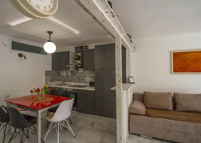 Coli App Afrodita & Antonia Apartman *