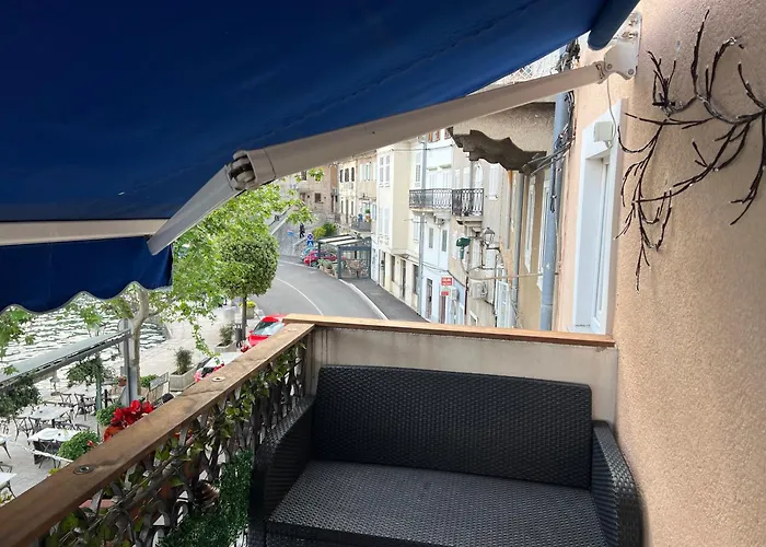 Coli App Afrodita & Antonia Apartman Bakar