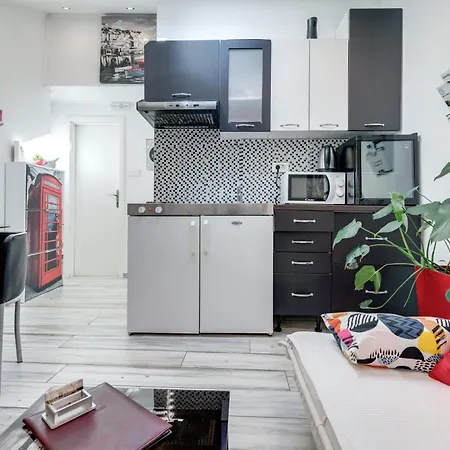 Coli App Afrodita & Antonia